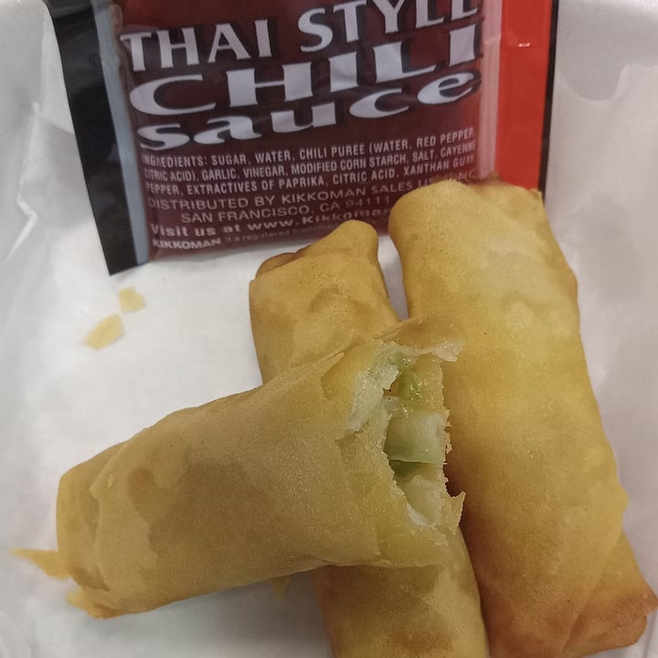 photo of Doodle Noodle Bar Fried Veggie Spring Rolls shared by @zanymary on  25 Jan 2024 - review