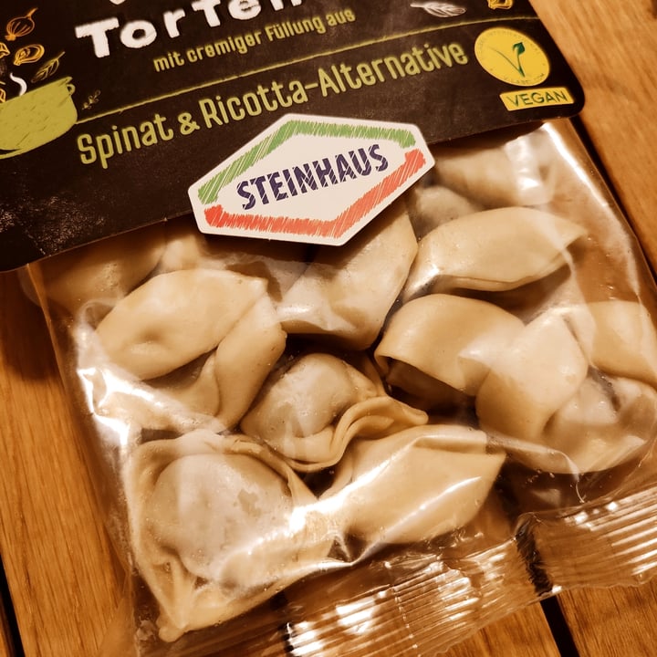 photo of Steinhaus Vegane Tortellini - Spinat & Ricotta-Alternative shared by @rominaguch on  29 Oct 2023 - review