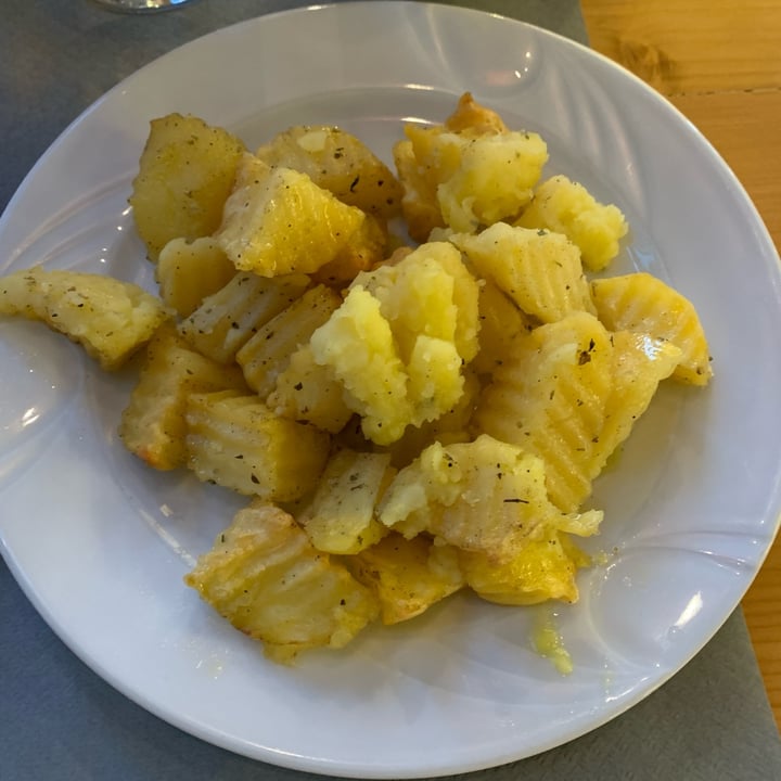 photo of Novus Traditional-Food-Restaurant Baked potatoes shared by @aroleia on  28 Jul 2024 - review