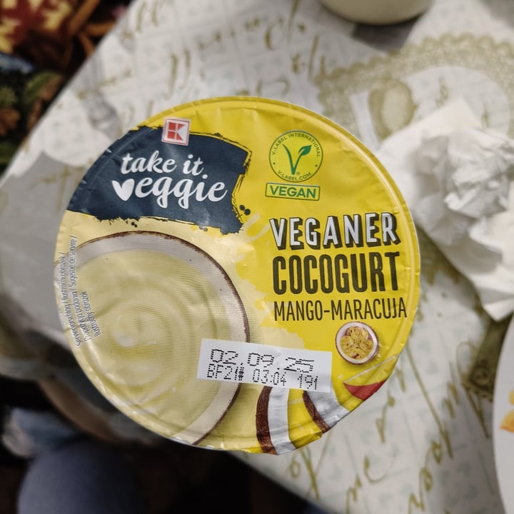 photo of Kaufland Take it Veggie Cocogurt Mango-Passion Fruit shared by @komorebima on  15 Aug 2025 - review