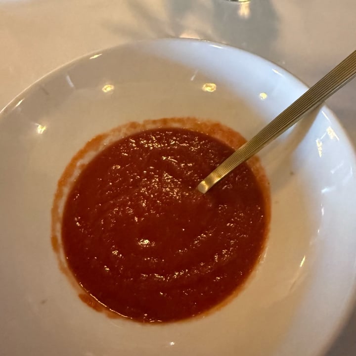 photo of The Artisan at Brick Street Hotel Fresh Tomato Soup shared by @vivalaviolet on  10 Aug 2025 - review