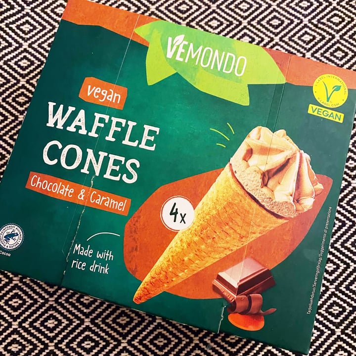 photo of Vemondo vegan waffle cones shared by @hail-seitan on  16 Jan 2024 - review