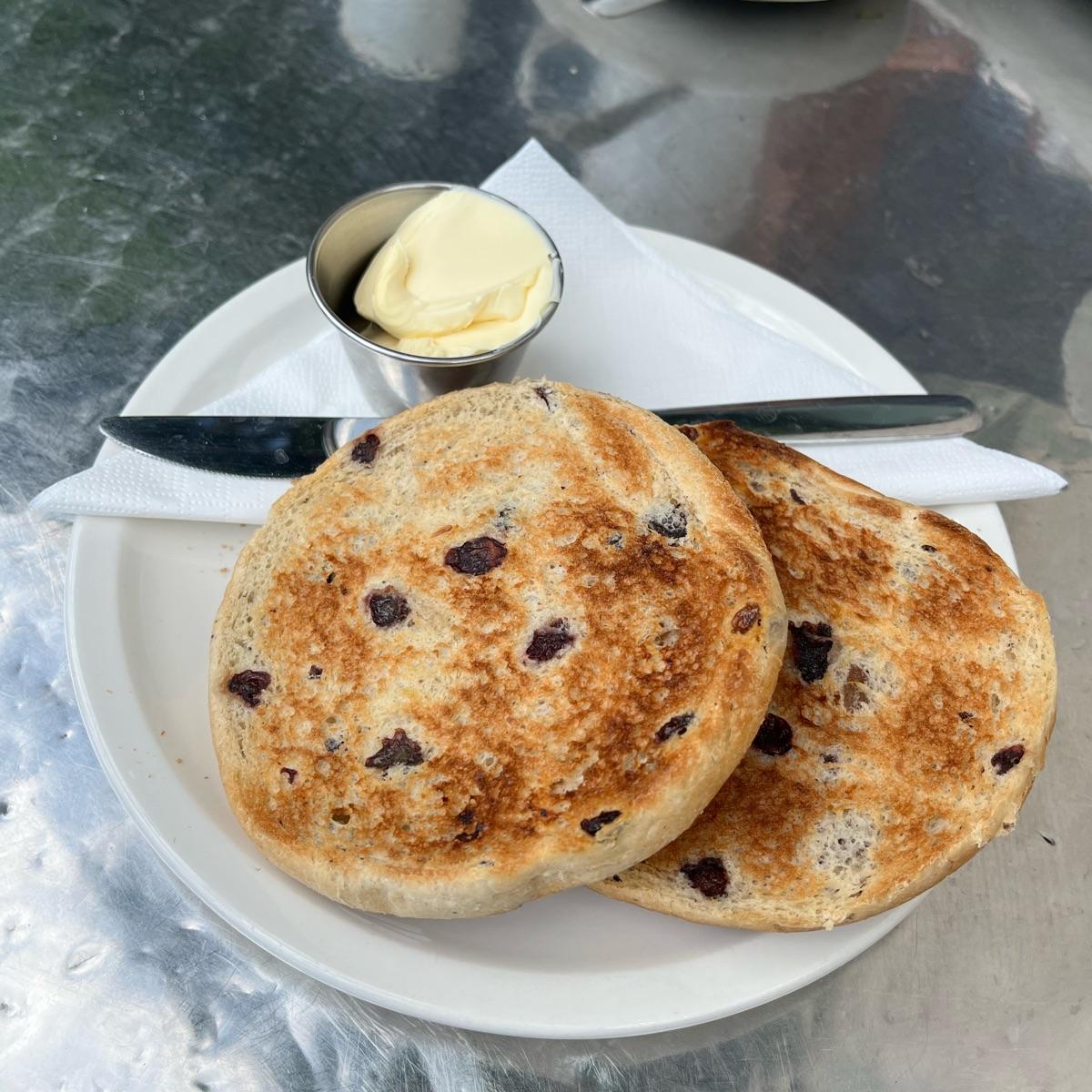 Toasted Tea Cake at Sunshine Garden Centre - Review by @sianski | abillion