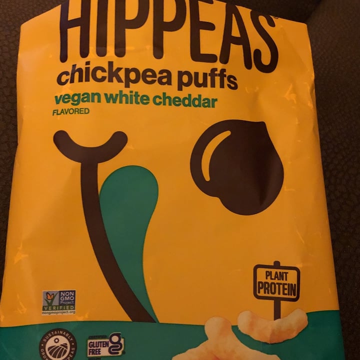 photo of Hippeas Chickpea Puff Snacks - Vegan White Cheddar shared by @justaveg on  29 Nov 2023 - review