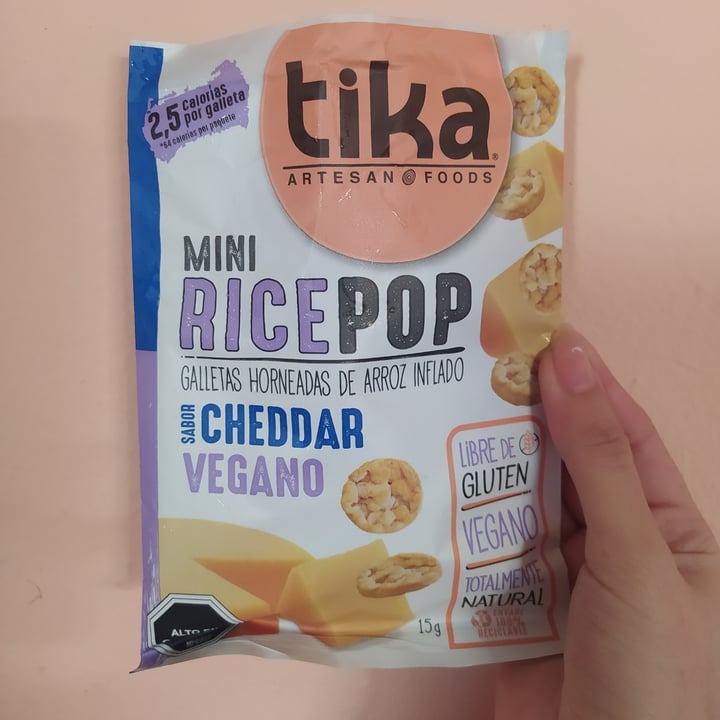 photo of Tika Artesan Foods Mini RicePop sabor Cheddar Vegano shared by @nekrochan on  13 Oct 2023 - review