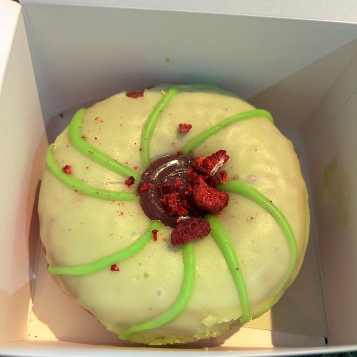 photo of Doughnut Time Doughnuts shared by @zitchy on  10 Sep 2023 - review