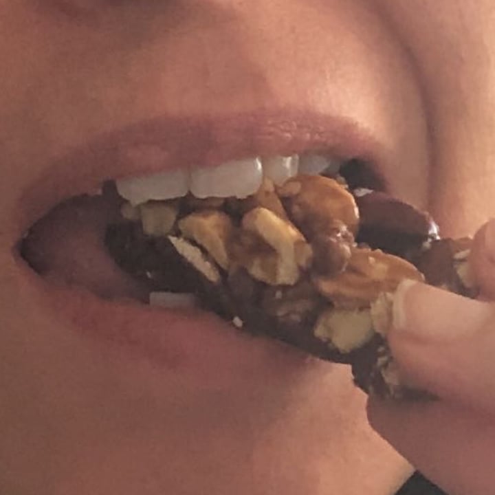 photo of Nuts Bar Barra de castanhas e chocolate shared by @passos on  01 May 2024 - review