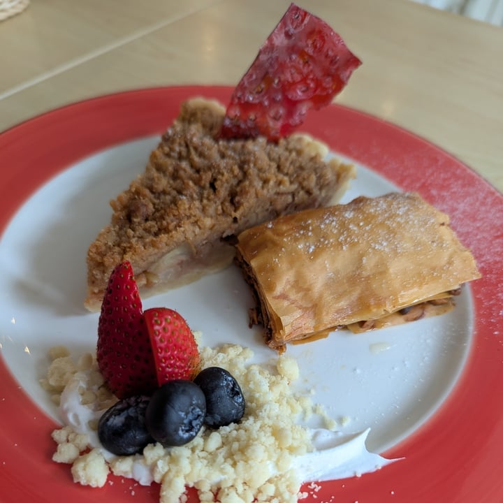 photo of Gobi Desserts Vegan Baklava shared by @shanna on  08 Oct 2025 - review