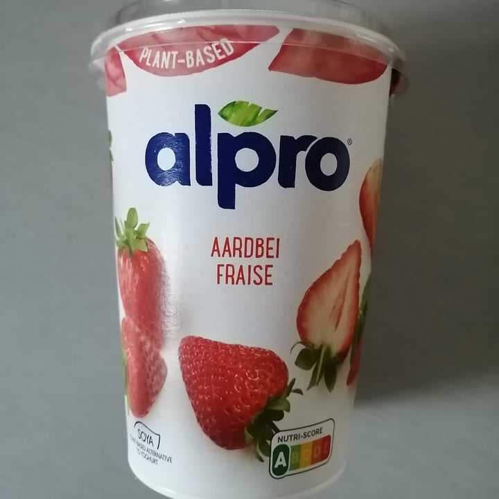 photo of Alpro Alpro aardbei / fraise 500g shared by @pandapolaire on  27 Aug 2023 - review