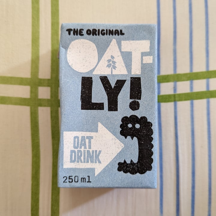 photo of Oatly Oat Drink shared by @rumblingradishes on  31 Oct 2023 - review
