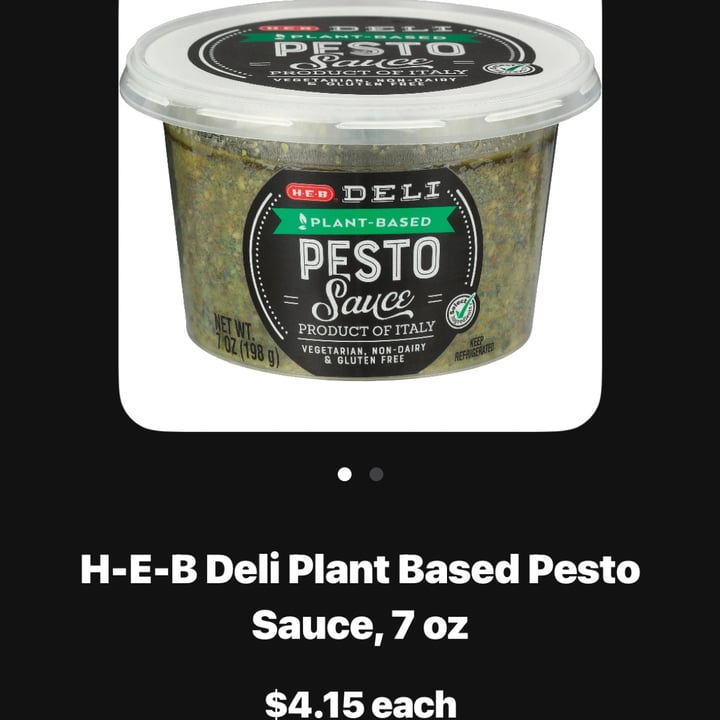 photo of H-E-B H-E-B Deli Plant Based Pesto Sauce shared by @elenaguijarro on  24 Jun 2024 - review