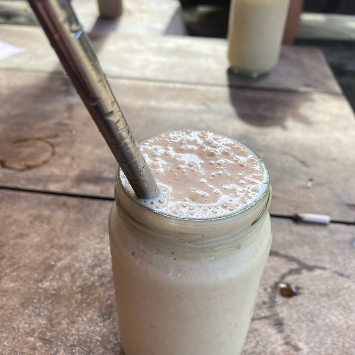 photo of Mage Bar Hiriketiya Beach The Frozen Monkey Smoothie shared by @embroadway on  23 Aug 2023 - review
