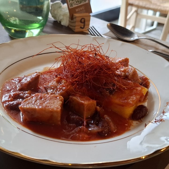 photo of Food Love brasato di seitan con fagioli rossi e polenta shared by @markmv75 on  15 Dec 2024 - review