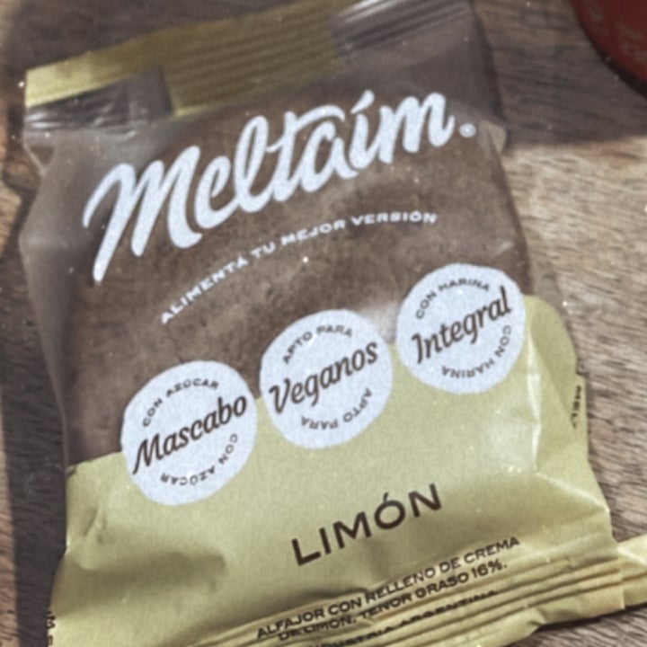 photo of Meltaím Alfajor de Limón shared by @justinefioretti on  14 Sep 2023 - review