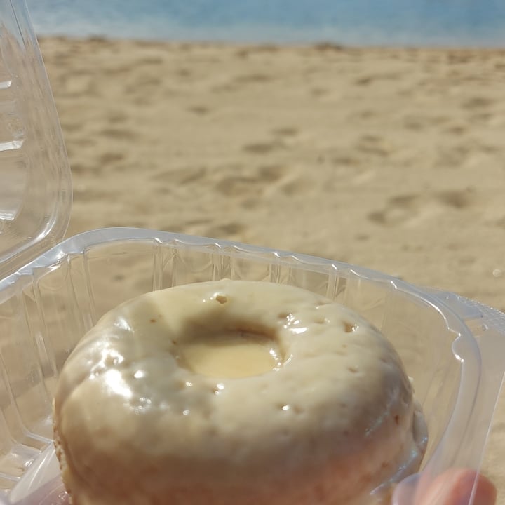 photo of Down to Earth Organic & Natural- Kailua Maple glazed donut shared by @pucky on  09 May 2024 - review