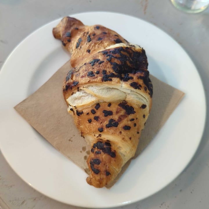 photo of Thrive Cambridge cafe Chocolate Croissant shared by @tomq6 on  23 Aug 2024 - review
