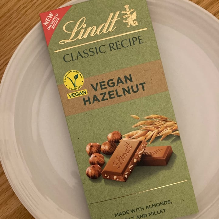 photo of Lindt Vegan Hazelnut shared by @cheapsoybean on  12 Jul 2025 - review