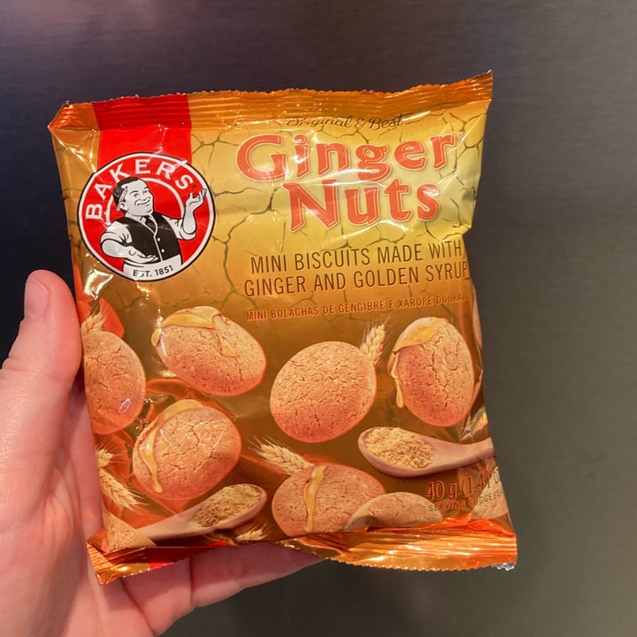 photo of Bakers Mini Ginger Nuts Biscuits shared by @catherinews on  18 Apr 2024 - review
