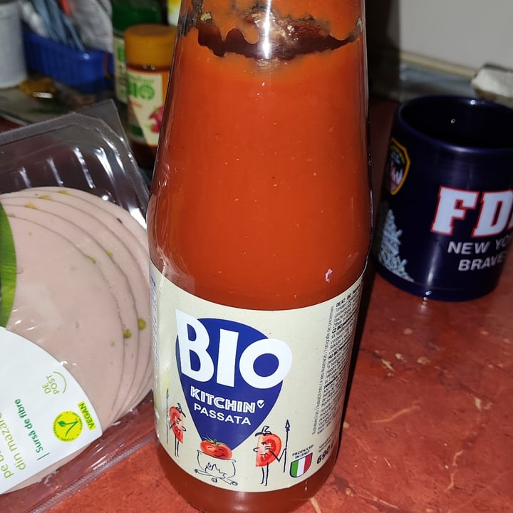 photo of Kitchin Bio Passata 100% Italian Tomatoes shared by @goe on  19 Sep 2025 - review