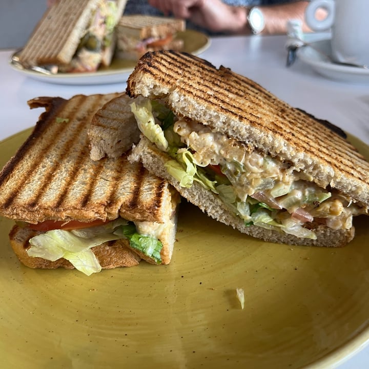 photo of Sweetbeet Chickpea Mayo Sandwich shared by @mimi2308 on  02 Apr 2024 - review