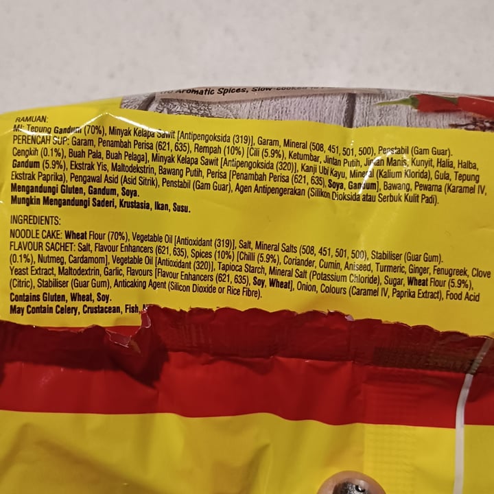 photo of Maggi Hot & Spicy Malaysian Curry Instant Noodles shared by @tardisco on  10 Oct 2025 - review