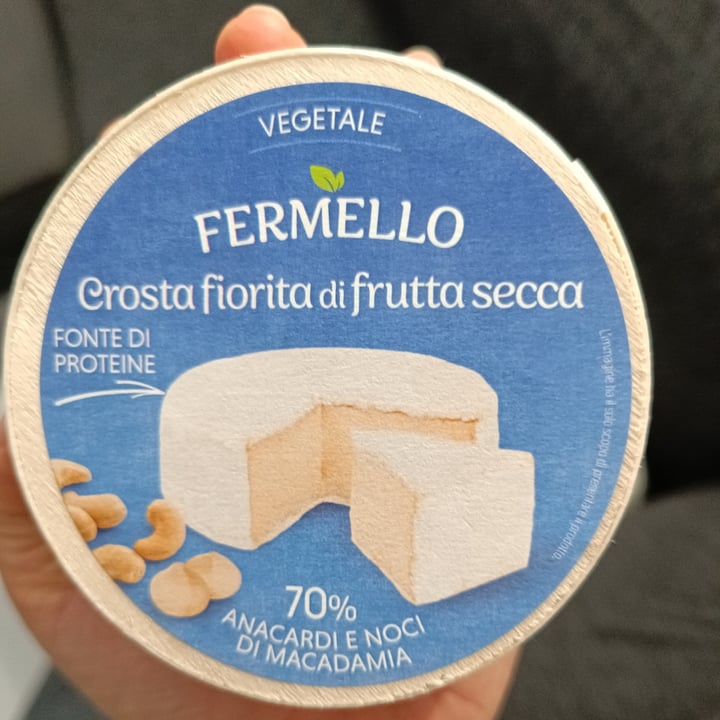 photo of Fermello Crosta Fiorita Di Frutta Secca shared by @littlepoppyseed on  30 Oct 2023 - review