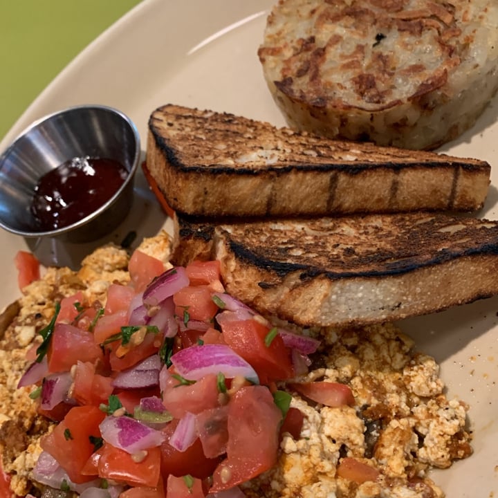 photo of Snooze tofu scramble shared by @sandyna on  12 May 2024 - review