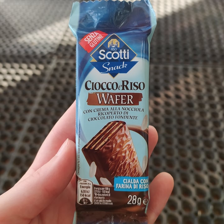 photo of Scotti snack Ciocco e riso wafer shared by @-fede on  06 Feb 2024 - review