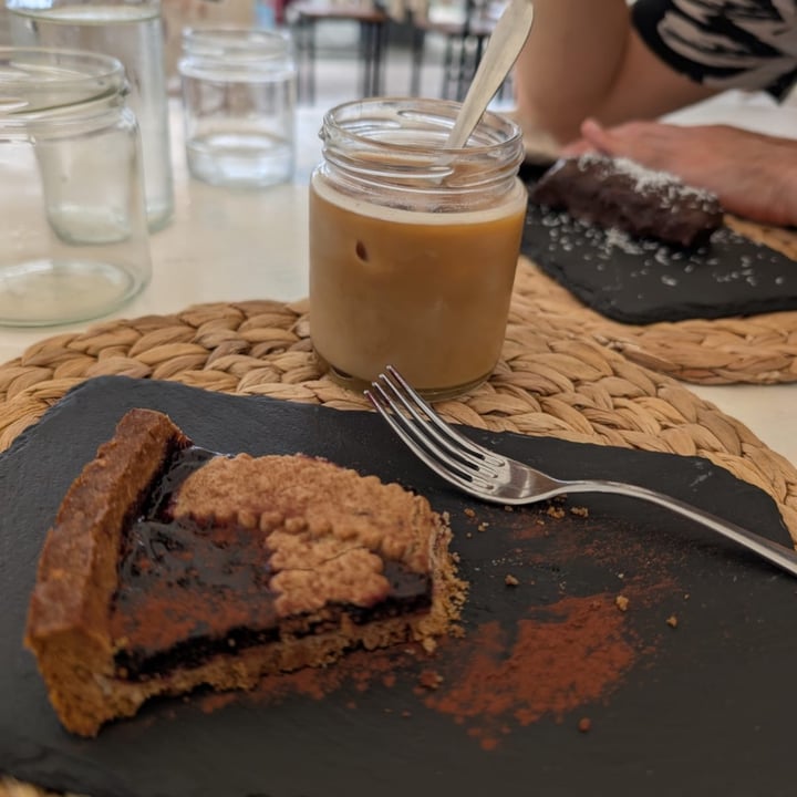 photo of Holy Beach Crostata al Sambuco shared by @veganredvelvet on  10 Oct 2025 - review