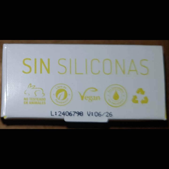 photo of Vgreen Shampoo sólido tea tree & limón shared by @aquilesjugador on  12 Mar 2025 - review