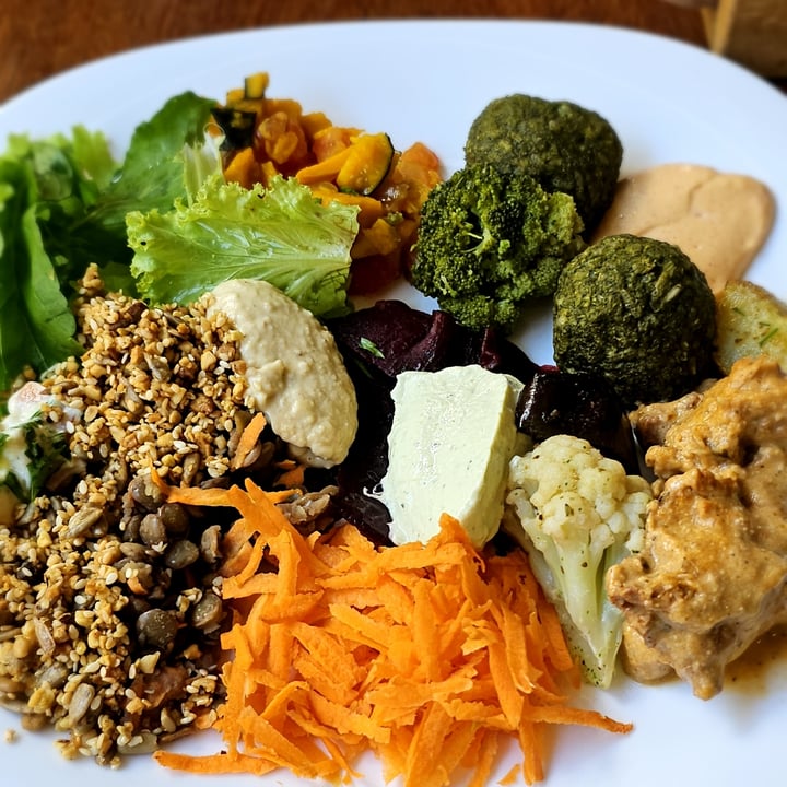 photo of Raízes Zen BG Buffet A Vontade shared by @lrosito on  15 Feb 2025 - review