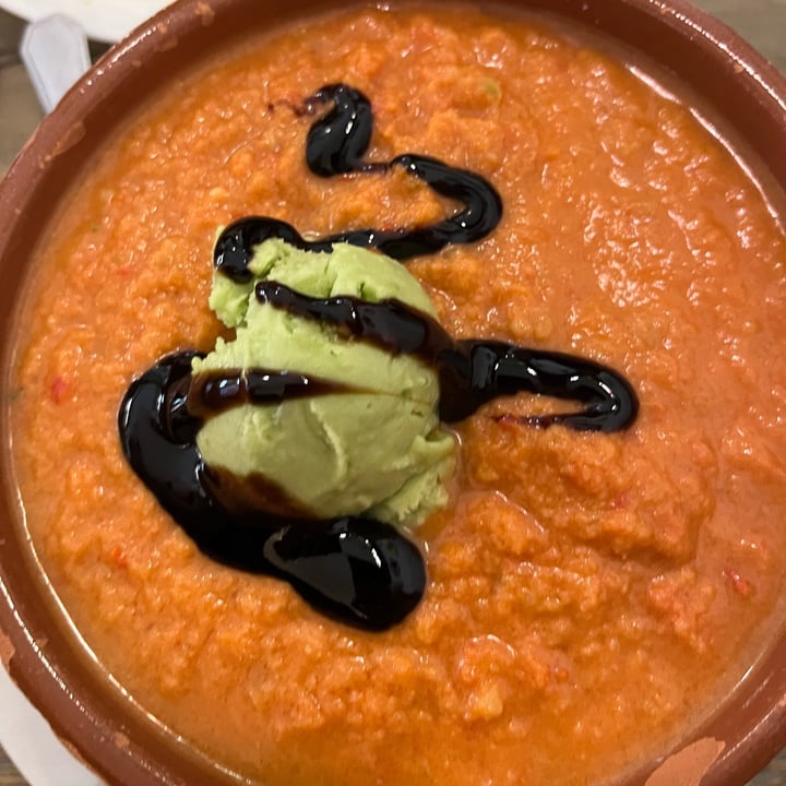 photo of Santa y Pura Vegan Bar gazpacho shared by @vulcanoattivo on  08 May 2024 - review