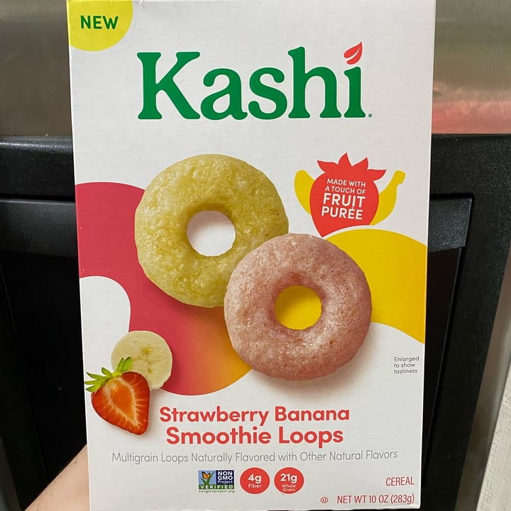 photo of Kashi Strawberry Banana Smoothie Loops shared by @hippieearthchick on  13 Feb 2024 - review