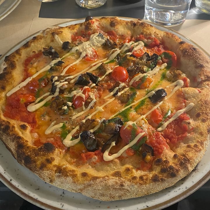 photo of RUAH (PIZZERIA & MORE) Pizza I Bbe shared by @elisaleone on  15 Aug 2024 - review