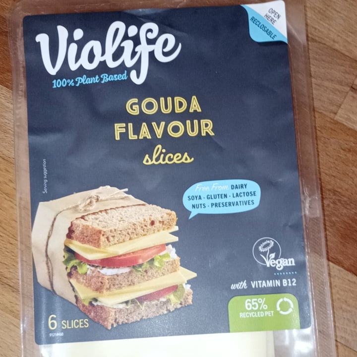 photo of Violife Gouda Flavour Slices shared by @ruda on  28 Nov 2024 - review