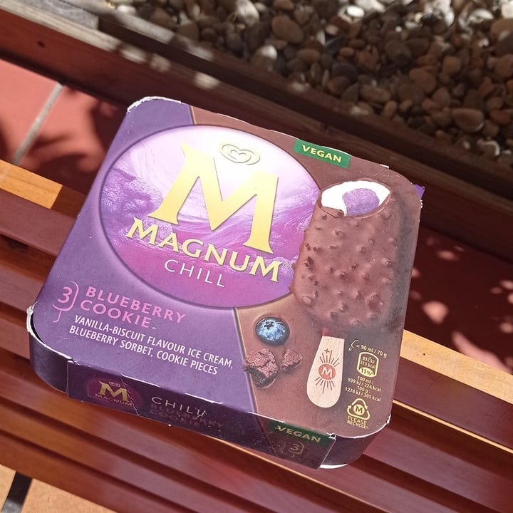 photo of Magnum Chill Blueberry Cookie shared by @isabeletta on  08 May 2024 - review
