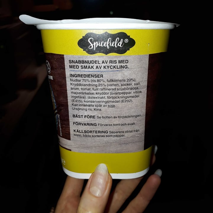 photo of Spicefield Chicken flavour instant rice noodles shared by @adropoceanic on  05 Oct 2025 - review