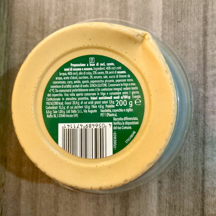 photo of Vemondo hummus carote e zenzero shared by @irene80 on  09 Oct 2025 - review