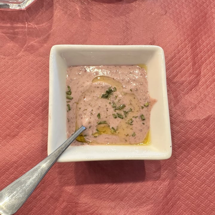 photo of Unima food Hummus di fagioli shared by @eglesplendente on  07 Nov 2024 - review