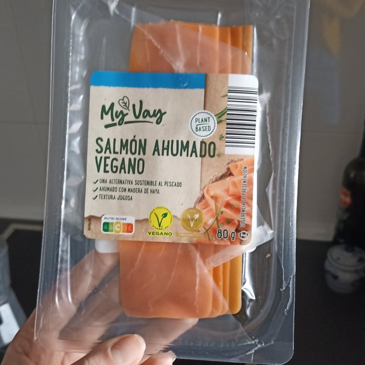 photo of MyVay Salmón ahumado vegano shared by @leiremarcs on  01 Apr 2025 - review