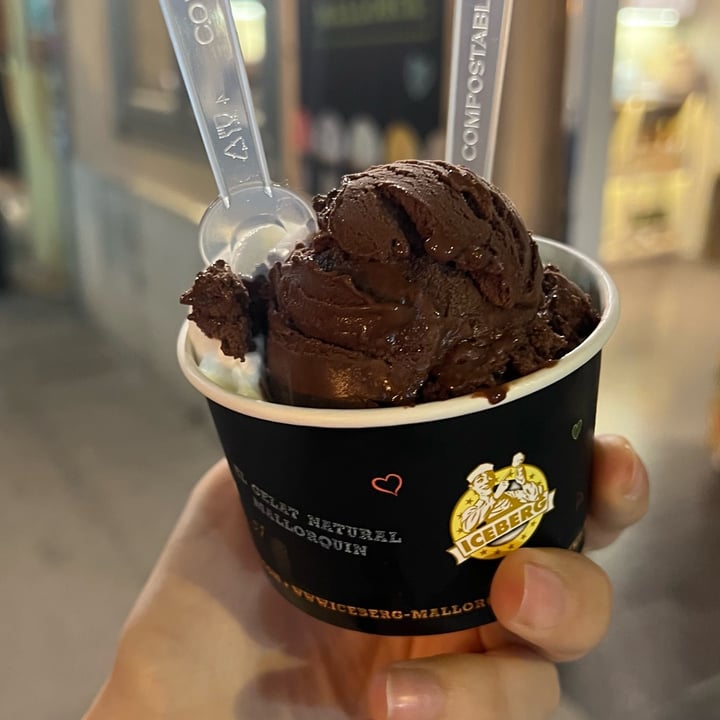 photo of Iceberg Mallorca Chocolate ice cream shared by @annamiou on  20 Apr 2024 - review