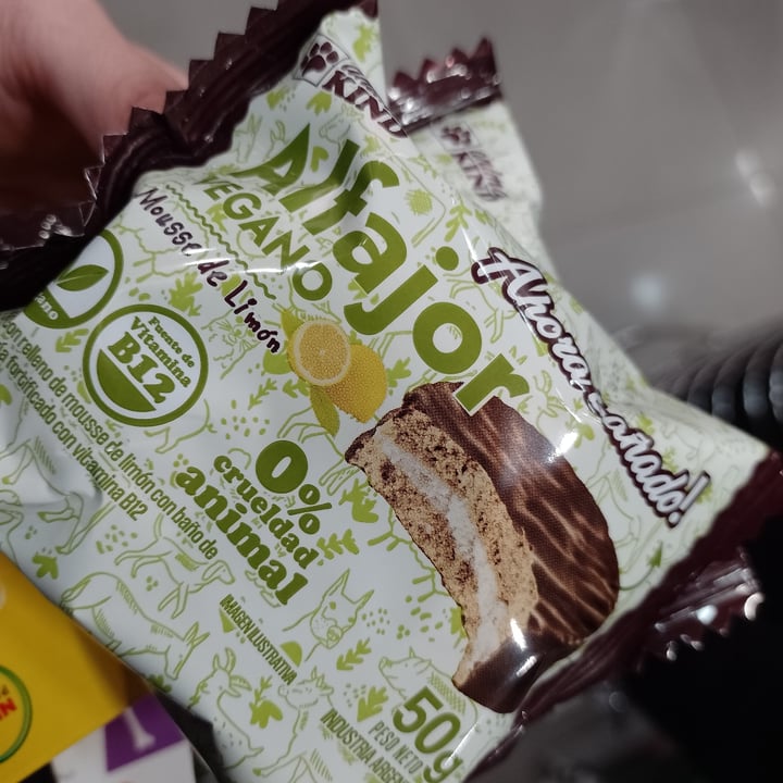 photo of Animal kind Alfajor con Mousse de Limón shared by @soynayme on  14 Sep 2023 - review