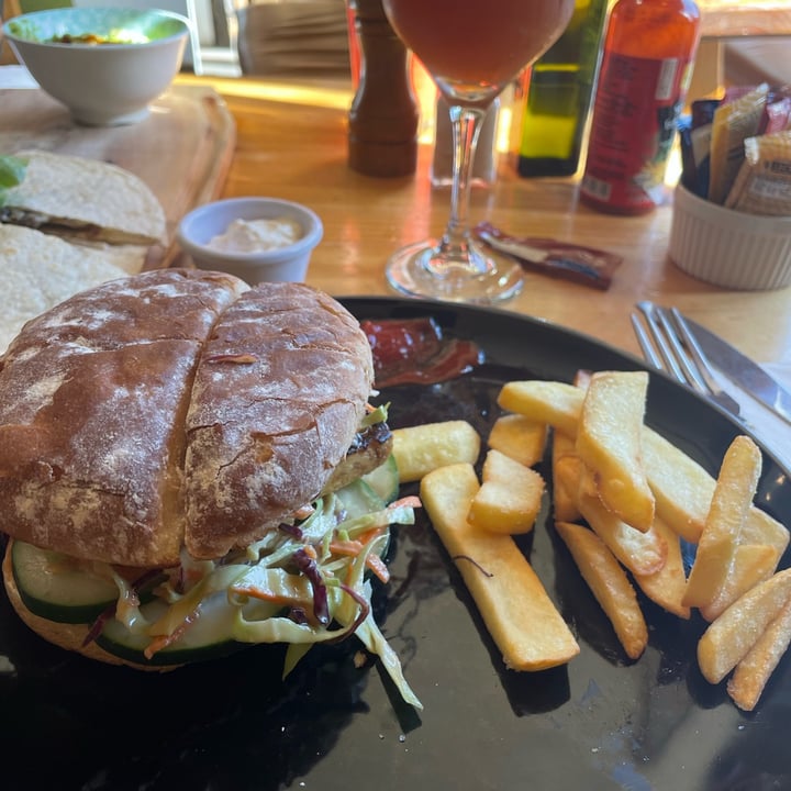 photo of Daruma Tea House Sandwich tofu teriyaki shared by @akuamarine on  05 Mar 2024 - review