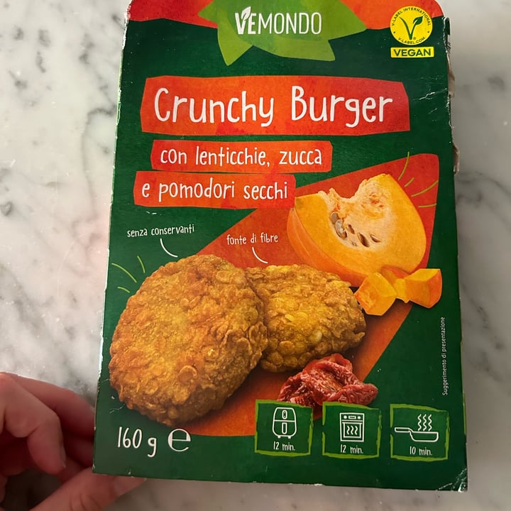 photo of Vemondo crunchy burger con lenticchie zucca e pomodori secchi shared by @terryble89 on  08 Sep 2024 - review