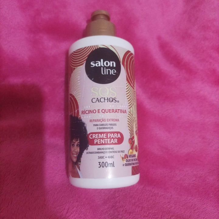 photo of Salon line SOS Cachos Rícino e Queratina Creme para pentear shared by @lokalari11 on  31 Aug 2023 - review