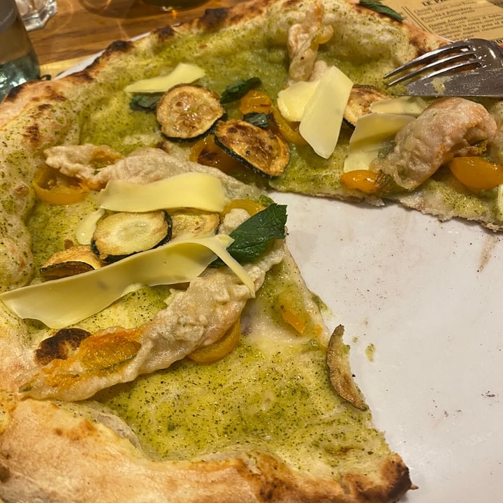 photo of Antica Pizzeria Leone Pizza Vegana shared by @chiaraelisabetta on  09 Oct 2023 - review