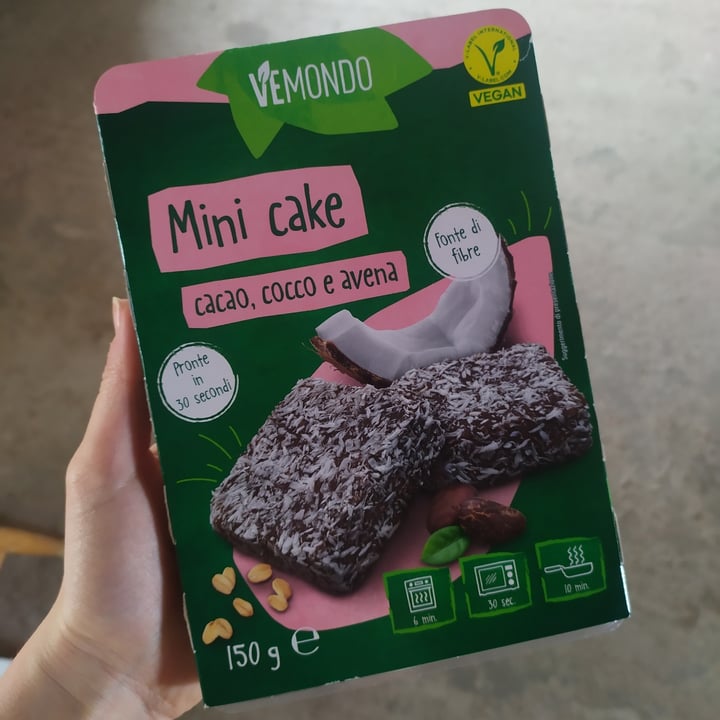 photo of Vemondo mini cake cacao cocco e avena shared by @fraveganita on  01 May 2024 - review