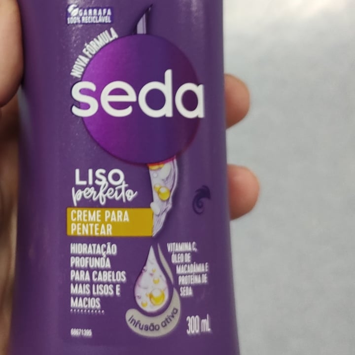 photo of seda Creme para pentear - Liso perfeito com infusão ativa shared by @vanessamaiolini on  05 May 2024 - review