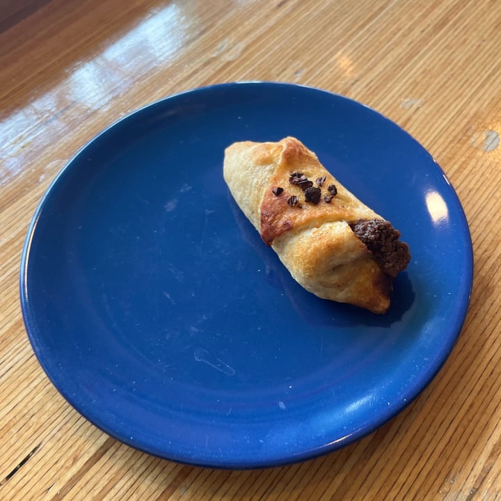 photo of RACINES Plant based cafe/take away vegetal chocolate and nuts croissant shared by @pattini on  15 Apr 2024 - review