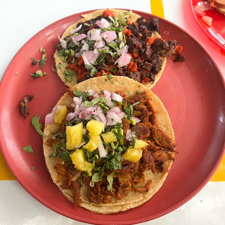 photo of Gracias Madre Taquería Vegana tacos mix shared by @jomaloto on  04 May 2025 - review